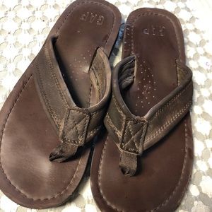Gap Leather Thong Sandals